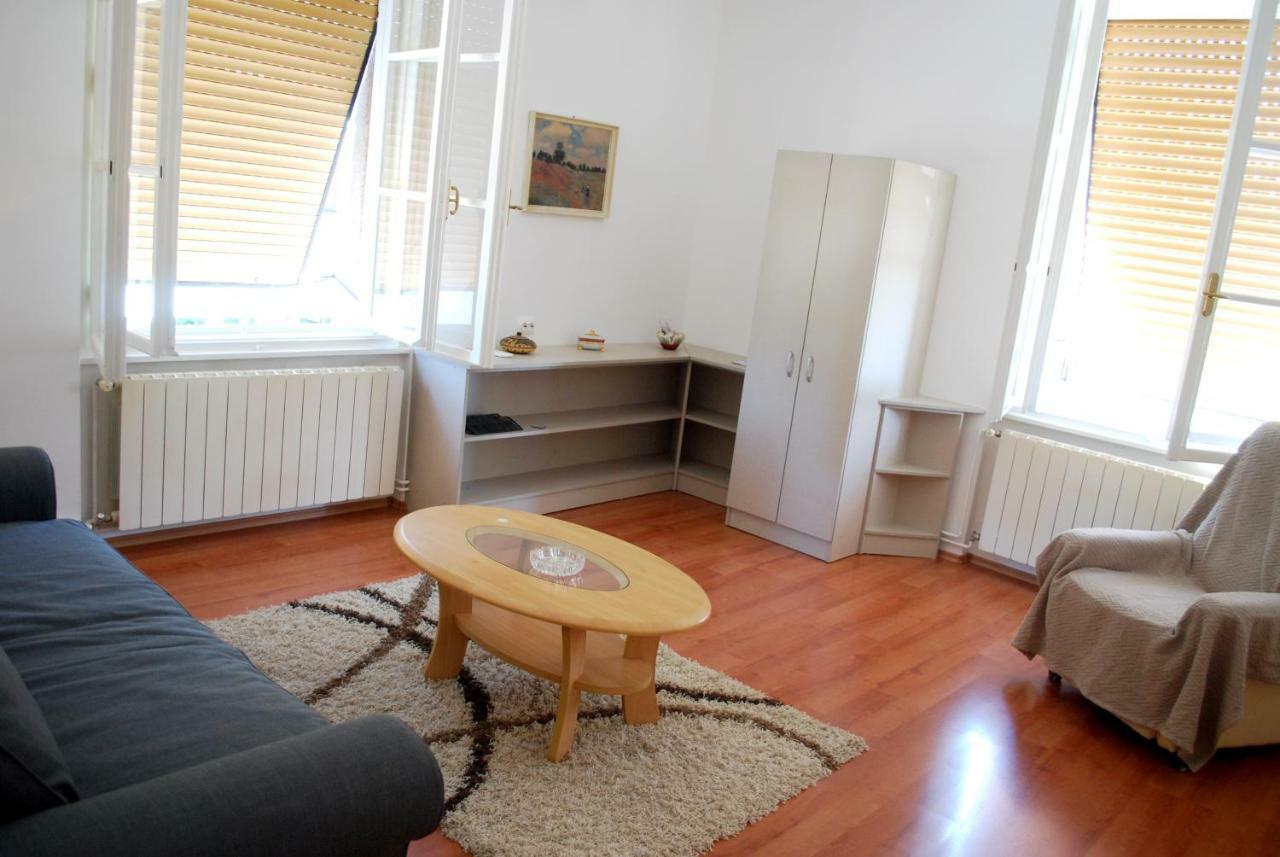 Park Pomerio Appartment Rijeka Bagian luar foto